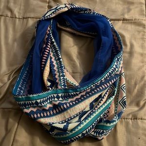 Ladies multi color infinity scarf, lightweight